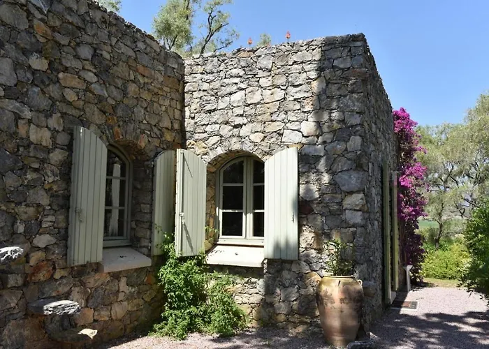 Semesterbostad Domaine Panciarella